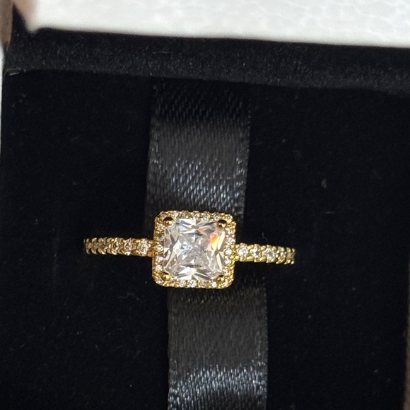 Pandora Gold Ring with Silver Sparkling Center - Picture 2 of 2